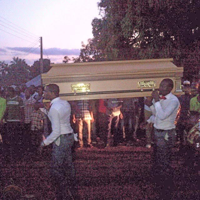 030 Check out Photos from 2face Idibia Dads Burial 