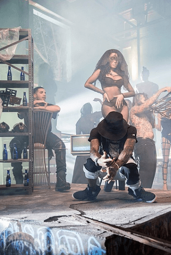 312 Nicki Minaj sexy hot on set of her new video with Drake & Lil Wayne
