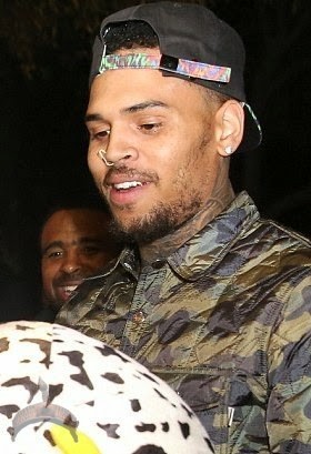 chris11 Pics: Chris Brown rocks safety pins in his nose