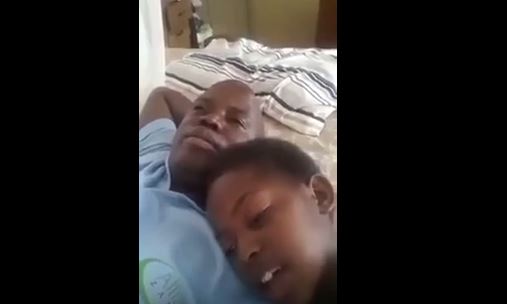 Funny Video: Between father & Daughter ! - Ọmọ Oòduà