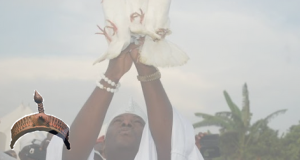 photos of ooni of ife at olokun festival shrine