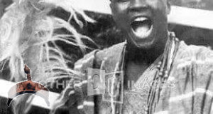 Legendary American boxer Mohammed Ali (Lagos, 1964) in Aso Oke with his gangan drum saying Yòrùbá l'Ọba Yoruba is royalty