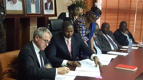 Nigeria and UK sign MoU