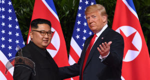 kim and trump Ooduarere