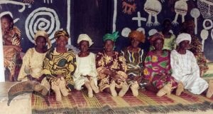 Àwọn Yèyélórìṣà, Akirè Shrine Ilé Ifẹ̀, 2003.