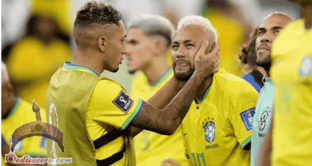 Neymar cries