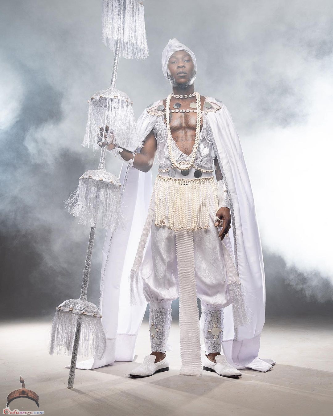 Ọbatala, Obatasaa Oba Takun Takun: Seun Kuti Glows in Forefathers Atire as he celebrates his 40th Birthday.