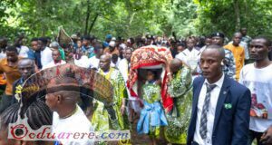 Osun is the Òrìsà Olómo (The Mother of Children).